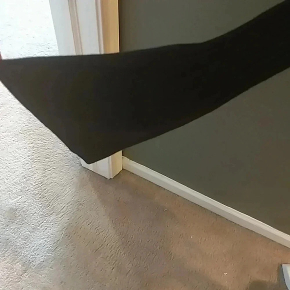 BLACK SWEATER WITH FITTED SLEEVES - Picture 4 of 7